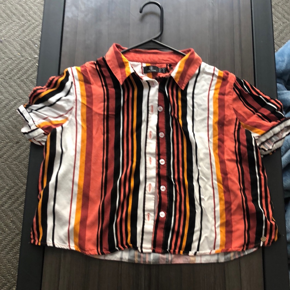 Volcom shirt
